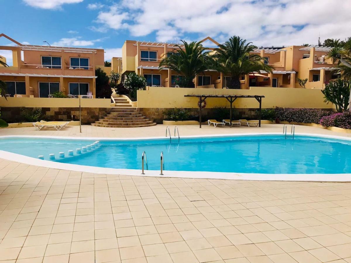 Apartamento Muy Tranquilo Con Piscina Costa Calmaアパートメント エクステリア 写真